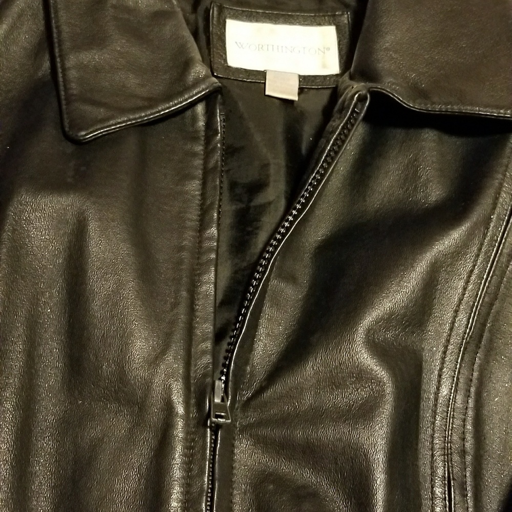 Worthington Size Large Black Leather Jacket